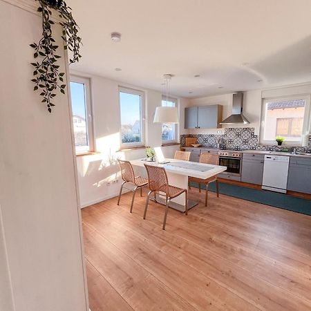 Helle und gemütliche Ferienwohnung in Lorsch Exterior foto